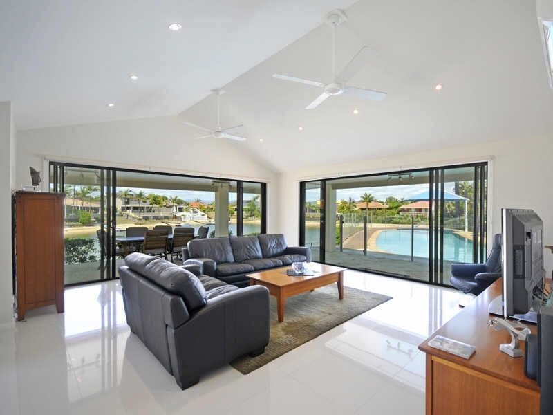 12 Cocos Crescent, Broadbeach Waters QLD 4218