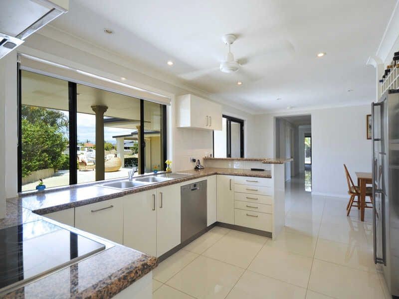 12 Cocos Crescent, Broadbeach Waters QLD 4218