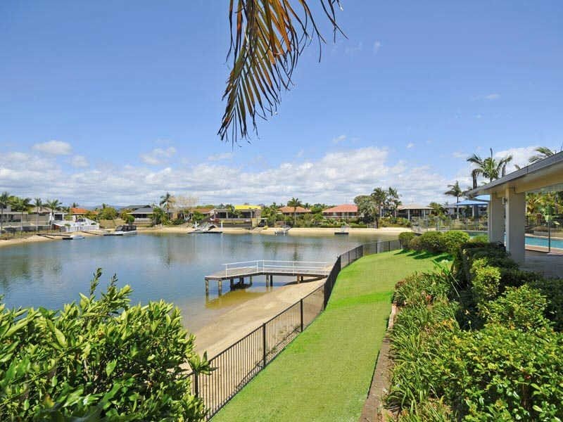 12 Cocos Crescent, Broadbeach Waters QLD 4218
