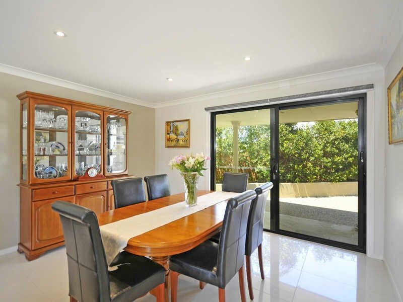 12 Cocos Crescent, Broadbeach Waters QLD 4218
