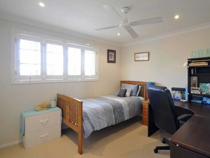 12 Cocos Crescent, Broadbeach Waters QLD 4218