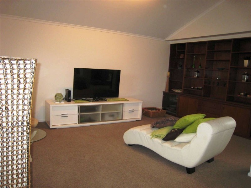 14 Forster Avenue, Sorrento QLD 4217