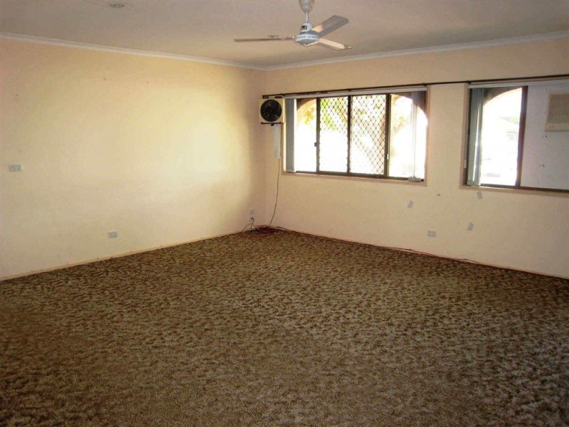 34  Sophie Avenue, Broadbeach Waters QLD 4218