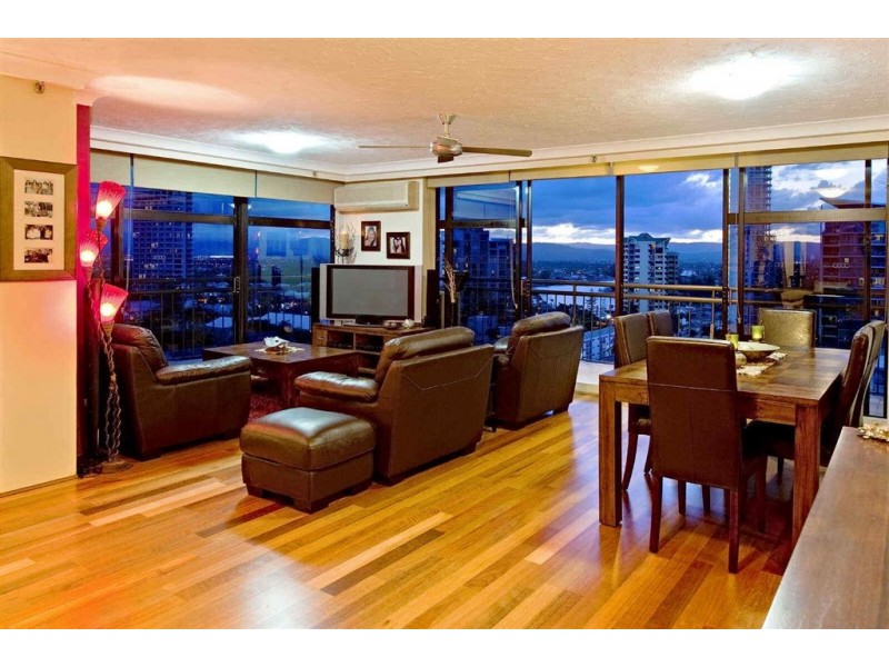 15D/4  Old Burleigh Rd, Surfers Paradise QLD 4217