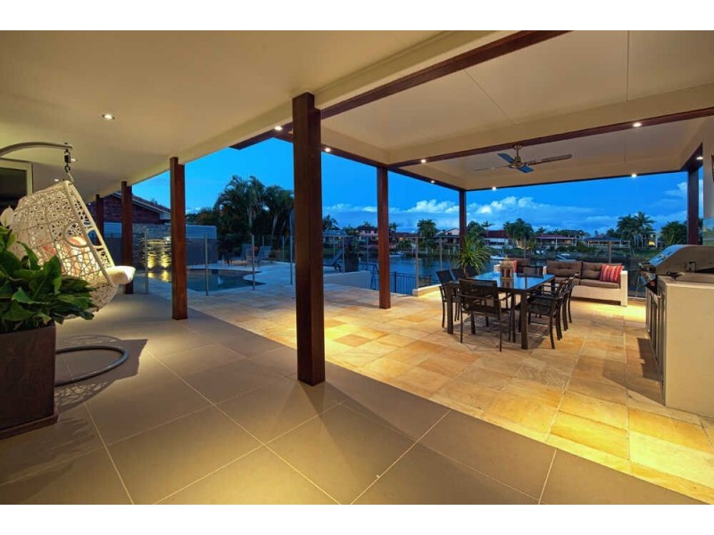 97  Witt Ave, Carrara QLD 4211