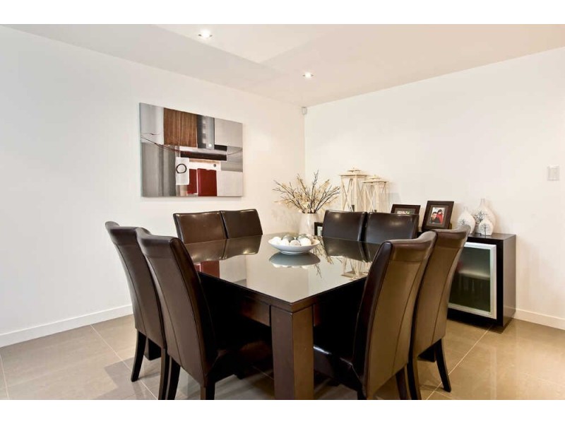 97  Witt Ave, Carrara QLD 4211