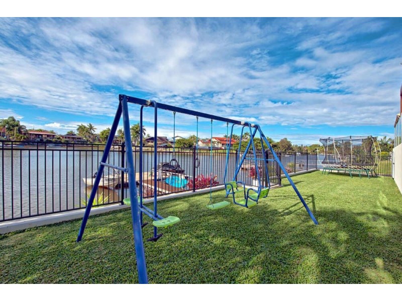 97  Witt Ave, Carrara QLD 4211