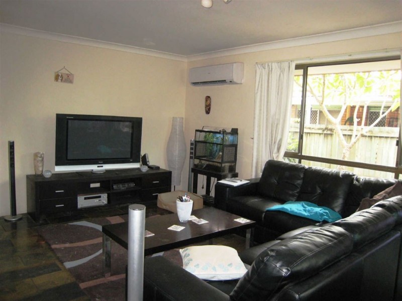 18 Medika St, Runaway Bay QLD 4216