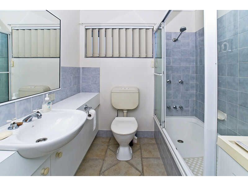 5/14 Second Ave, Broadbeach QLD 4218