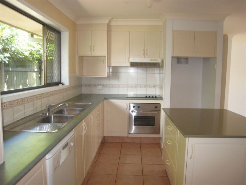 105 Bundall Rd, Surfers Paradise QLD 4217