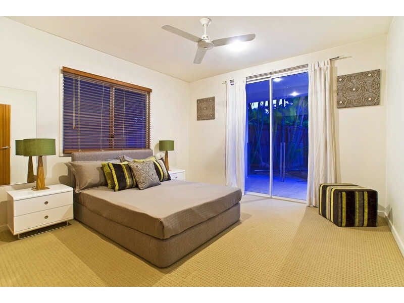 58  TE Peters Dr, Broadbeach Waters QLD 4218