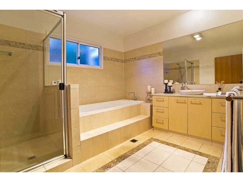 58  TE Peters Dr, Broadbeach Waters QLD 4218