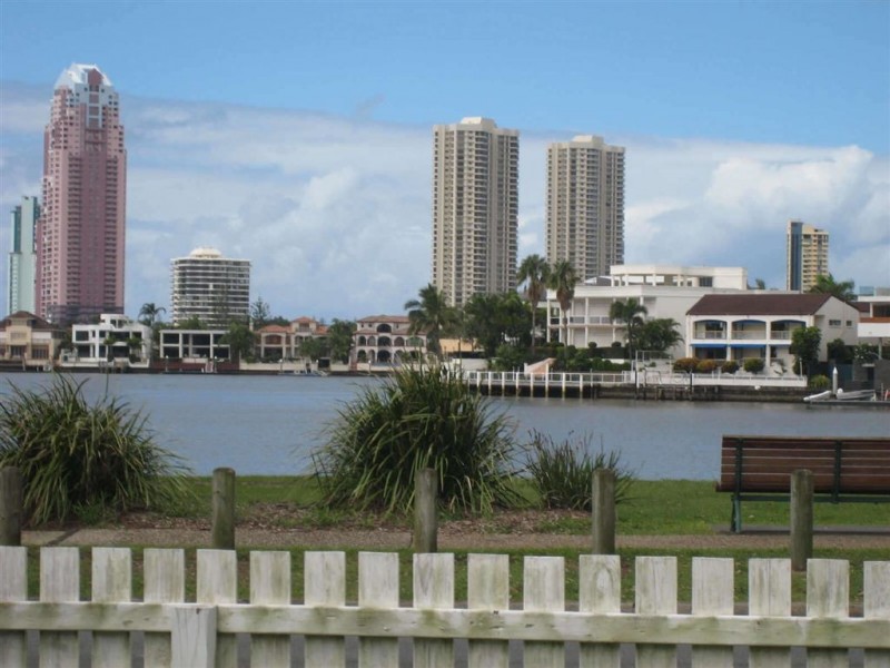 67 Regatta Parade, Southport QLD 4215