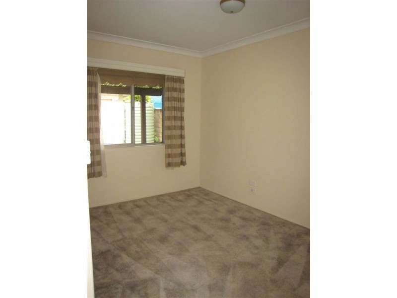 44  Korong Street, Southport QLD 4215