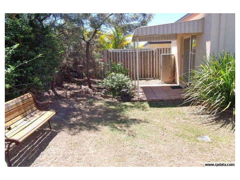 25 Ranier Crescent, Varsity Lakes QLD 4227