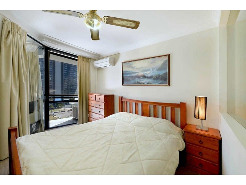 805/70 Remembrance Drive, Surfers Paradise QLD 4217