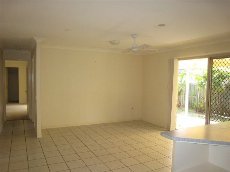 12 Angelia Lane, Merrimac QLD 4226