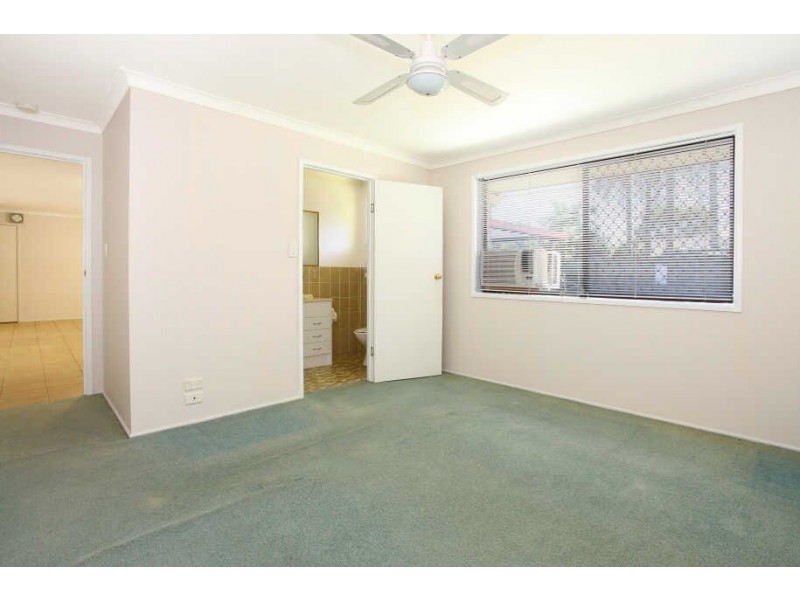 10 Mardella Court, Mermaid Waters QLD 4218