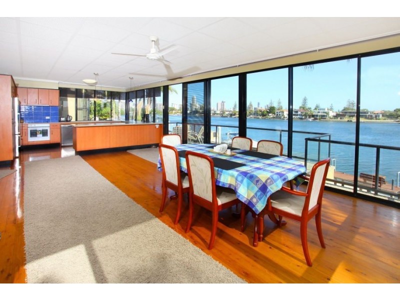 14 Sunset Boulevard, Surfers Paradise QLD 4217