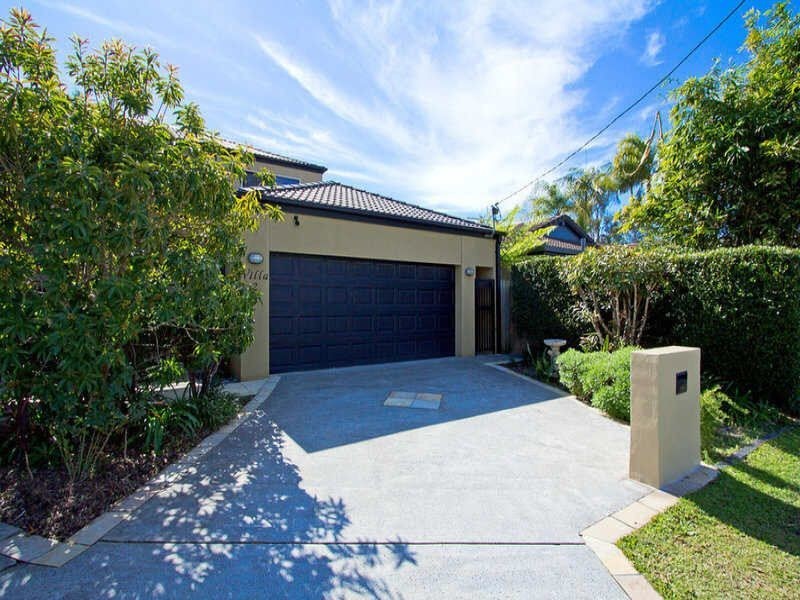 2/61 Bamboo Street, Bundall QLD 4217