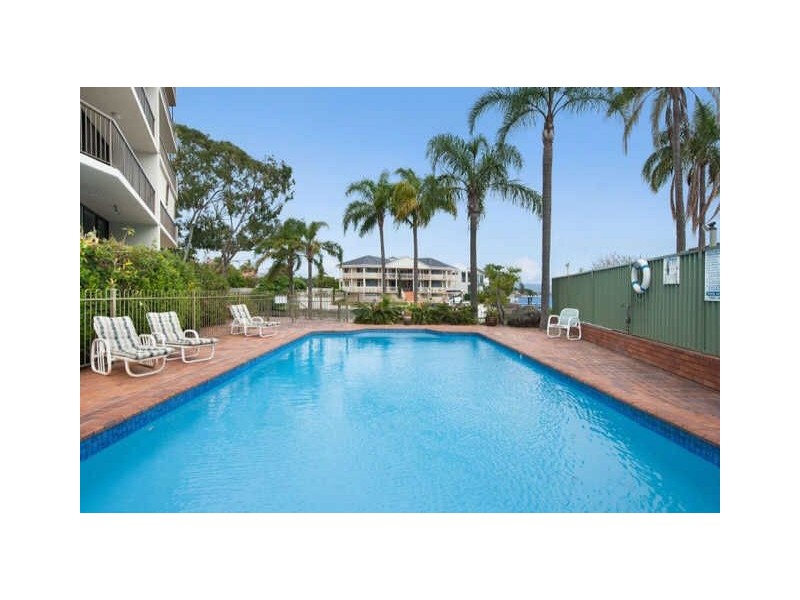 21/37 Monaco Street, Surfers Paradise QLD 4217