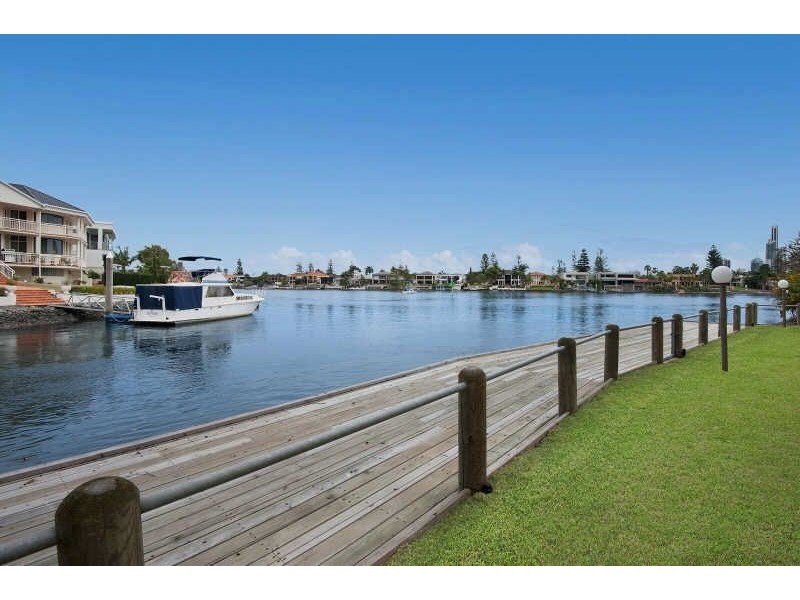 21/37 Monaco Street, Surfers Paradise QLD 4217