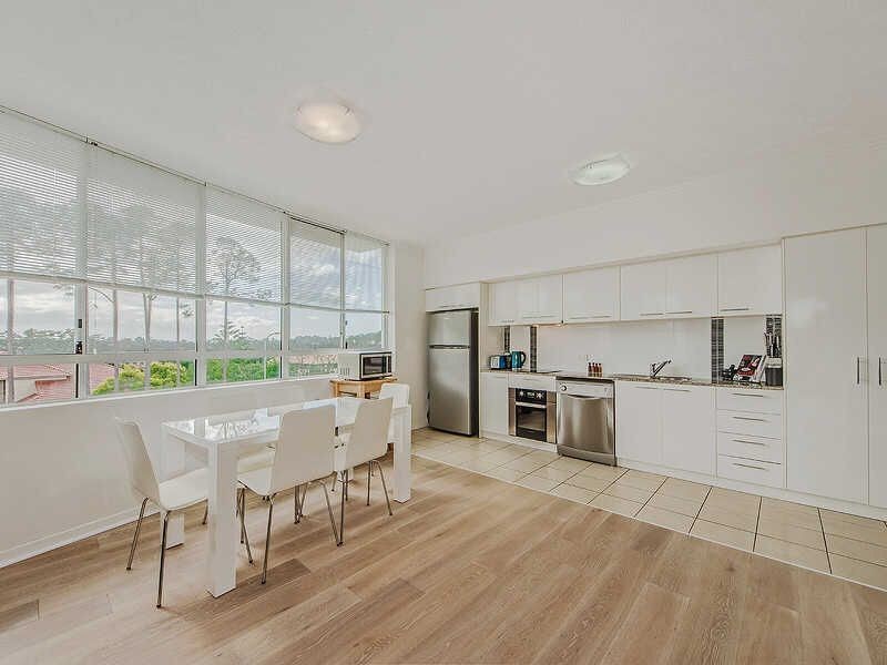 90/98 University Drive, Varsity Lakes QLD 4227