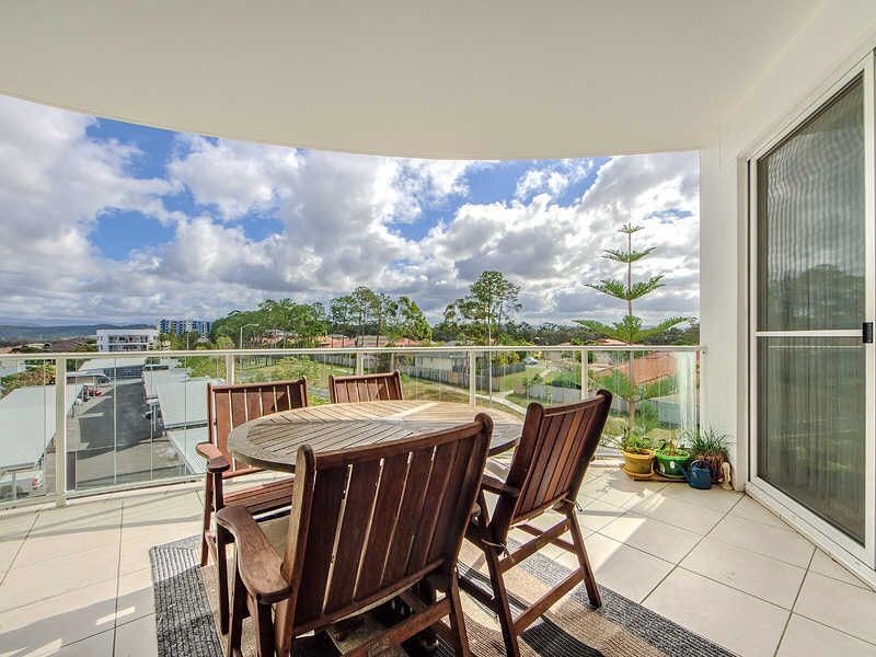 90/98 University Drive, Varsity Lakes QLD 4227