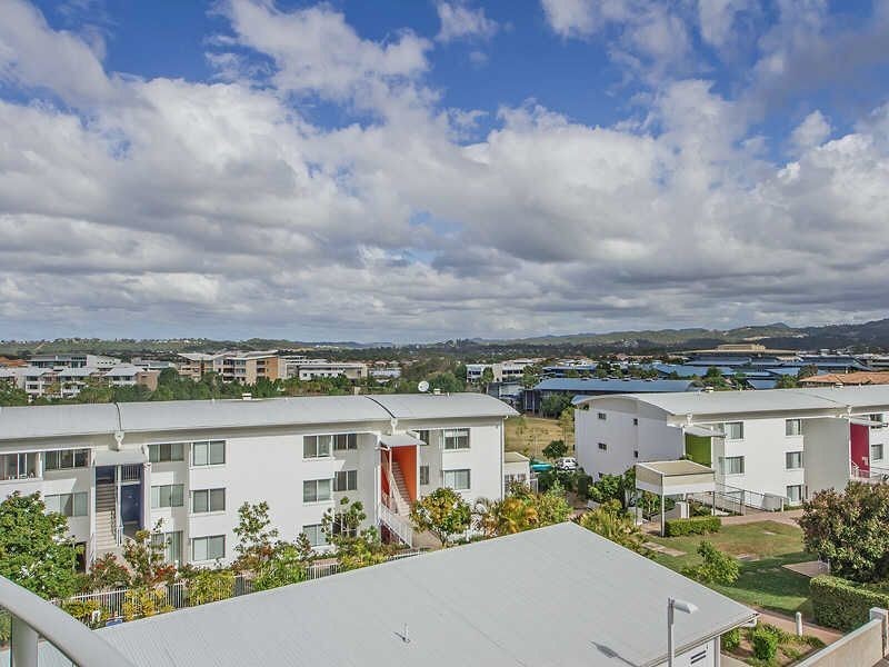 90/98 University Drive, Varsity Lakes QLD 4227