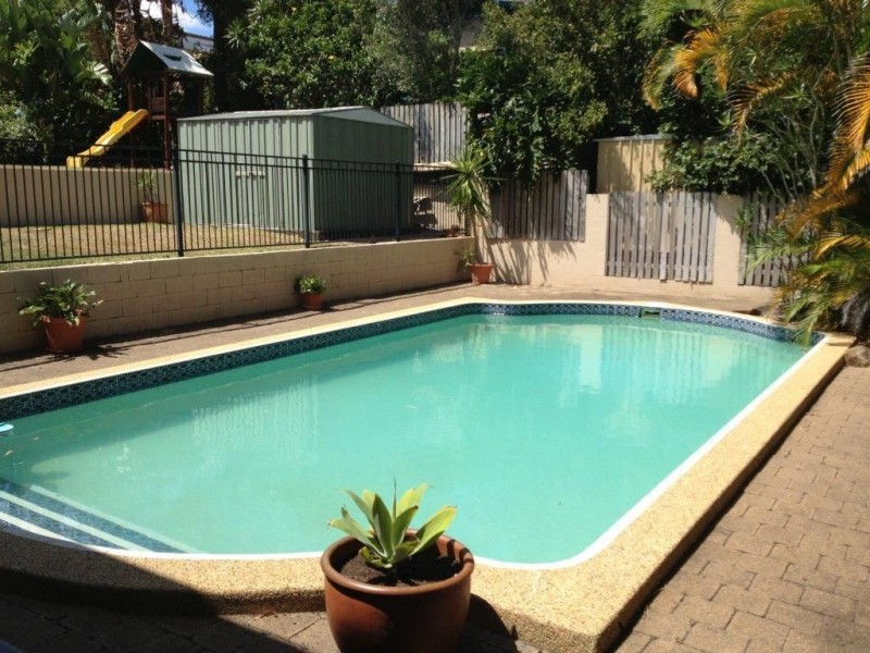 36 Numeralla Avenue, Ashmore QLD 4214