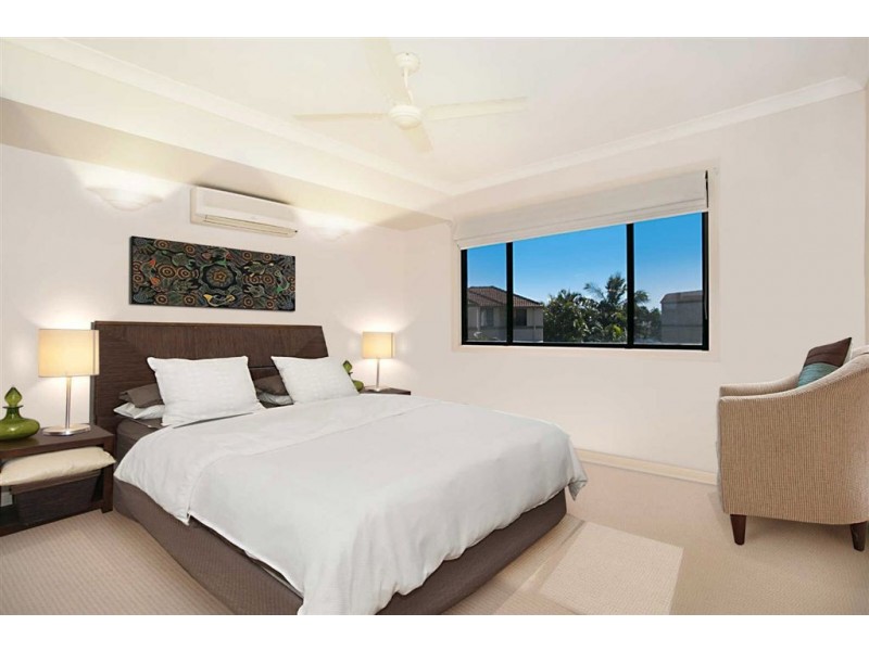 76/100 Morala Avenue, Runaway Bay QLD 4216