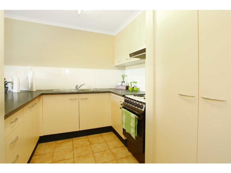 30/160 Frank Street, Labrador QLD 4215