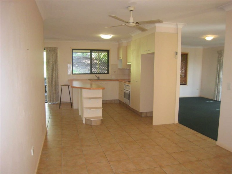 60 Paddington Drive, Carrara QLD 4211