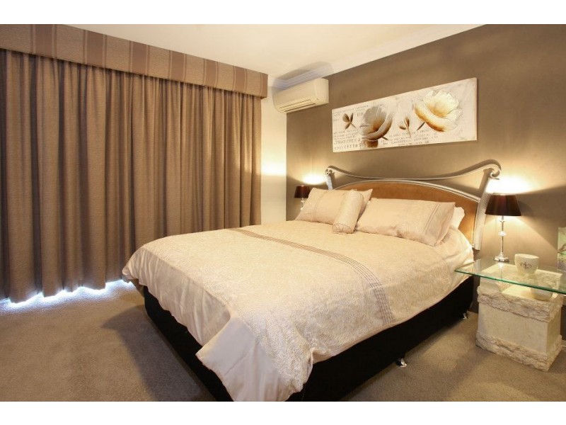 1008/9-21 Beach Parade, Surfers Paradise QLD 4217