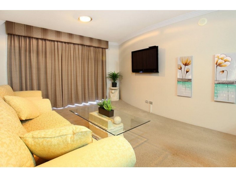 1008/9-21 Beach Parade, Surfers Paradise QLD 4217