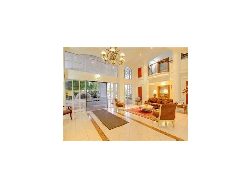 1008/9-21 Beach Parade, Surfers Paradise QLD 4217