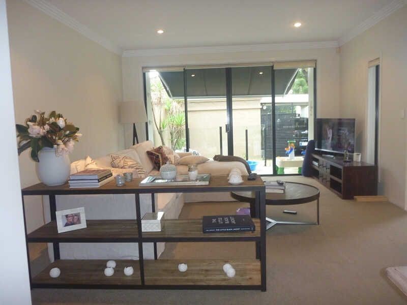 1/52 Cronin Avenue, Main Beach QLD 4217