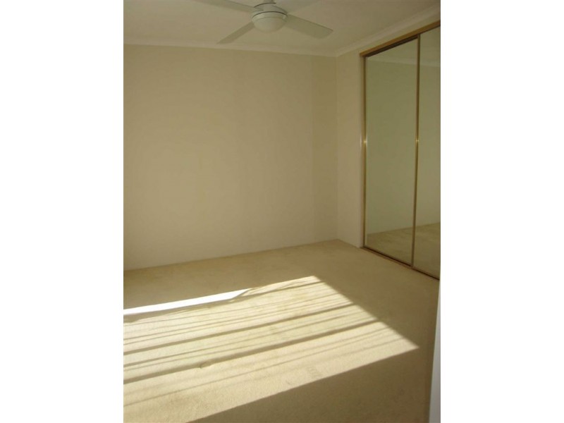 8/192 Ferny Avenue, Surfers Paradise QLD 4217