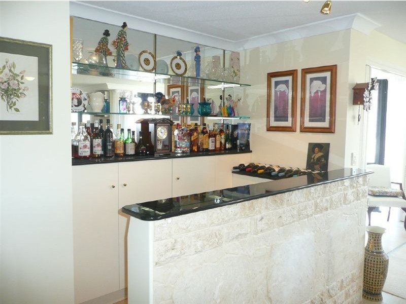 611/70 Remembrance Dr, Surfers Paradise QLD 4217