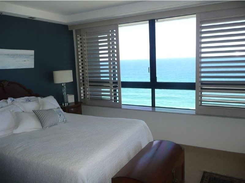 Main Beach QLD 4217