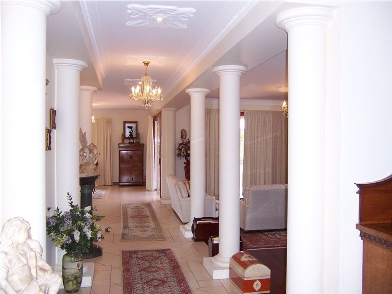 140 Campbell Street, Sorrento QLD 4217