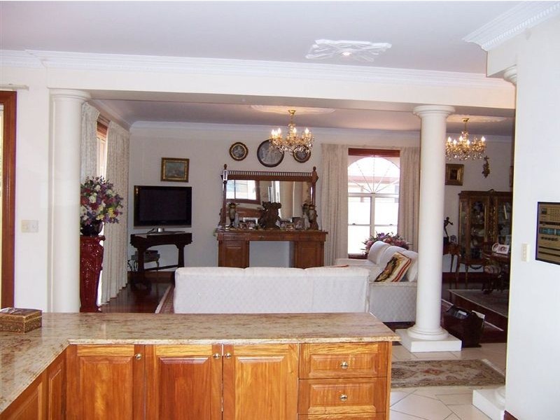 140 Campbell Street, Sorrento QLD 4217