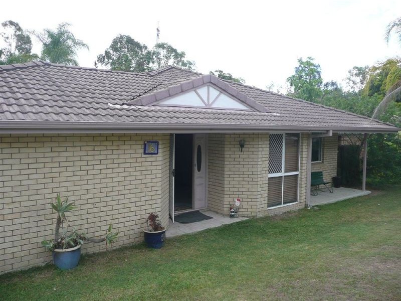 16 Tobermory Court, Merrimac QLD 4226