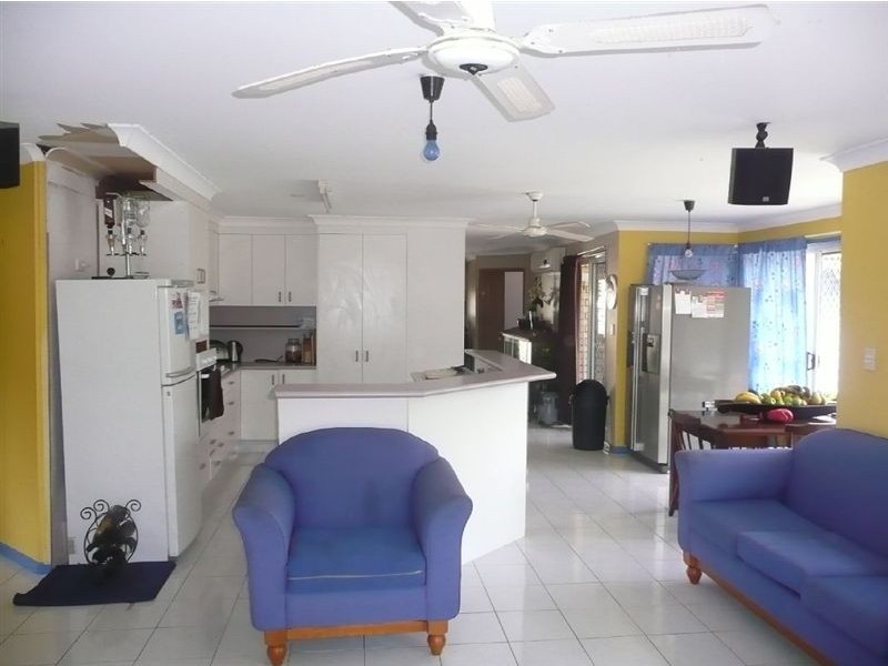 16 Tobermory Court, Merrimac QLD 4226