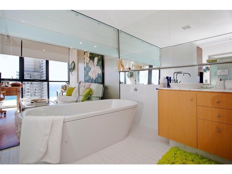 1802/17 Albert Ave, Broadbeach QLD 4218