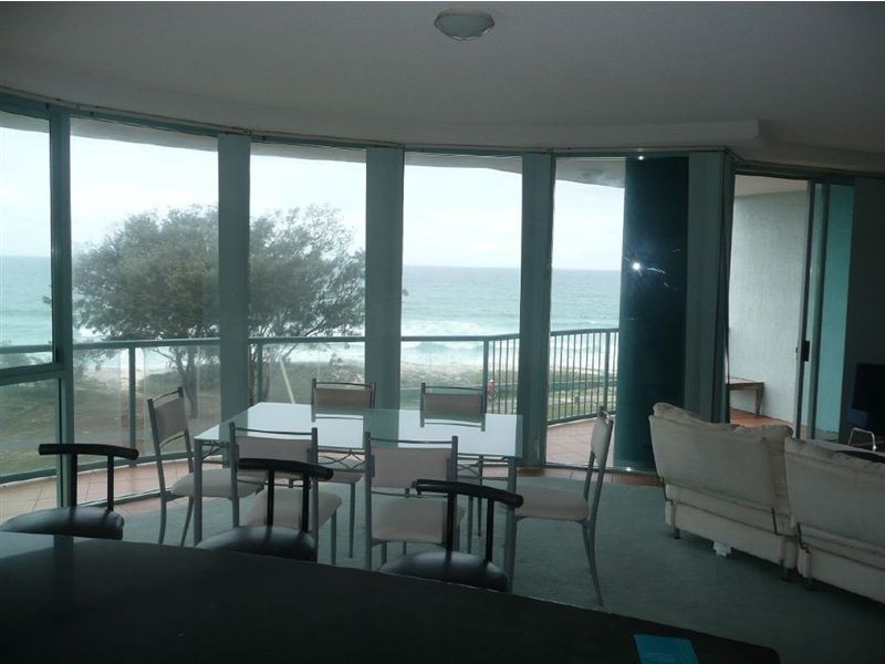 Main Beach QLD 4217