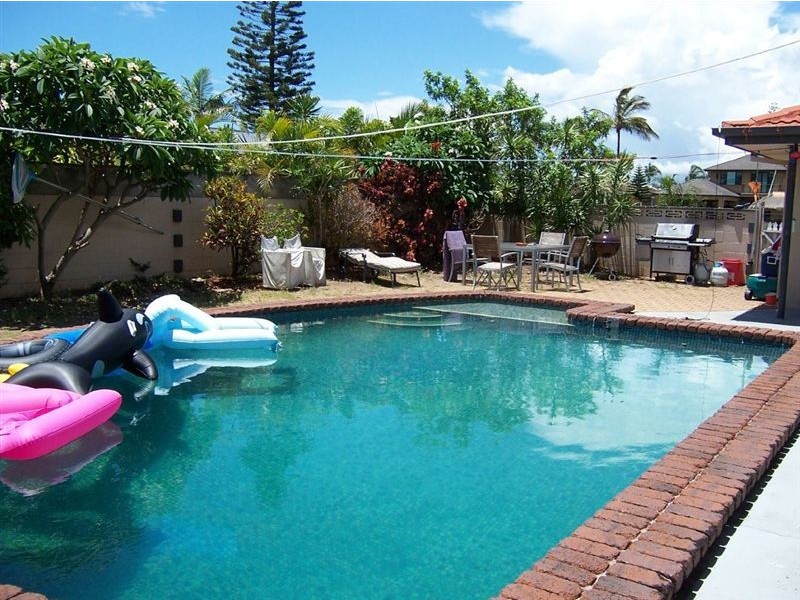 84 Salerno Street, Isle Of Capri QLD 4217