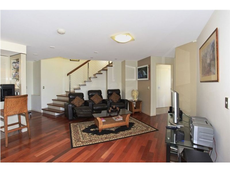 172/21 Cypress Avenue, Surfers Paradise QLD 4217