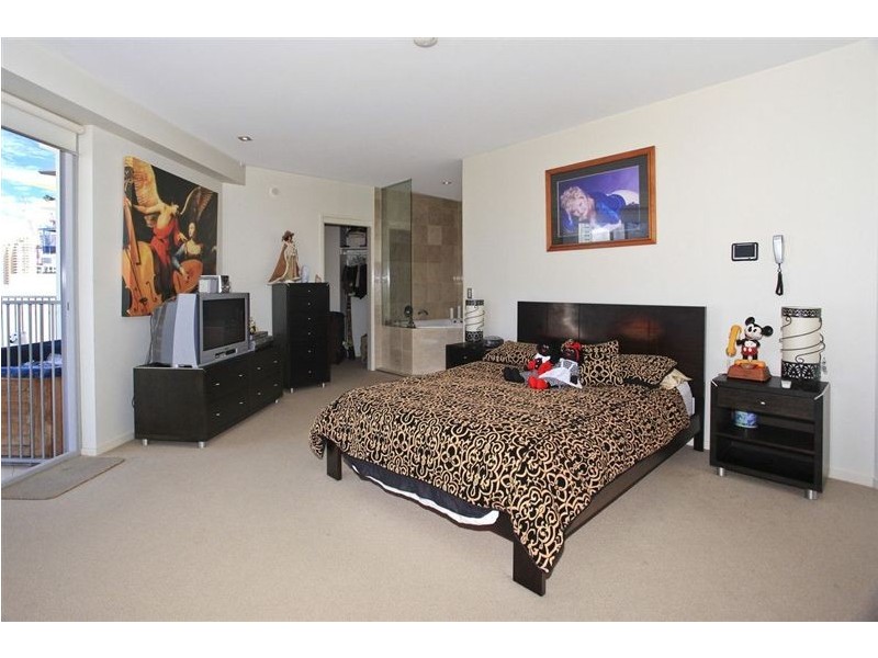 172/21 Cypress Avenue, Surfers Paradise QLD 4217