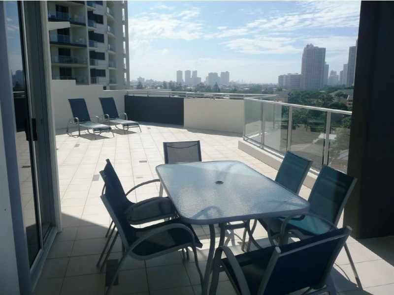 172/21 Cypress Avenue, Surfers Paradise QLD 4217